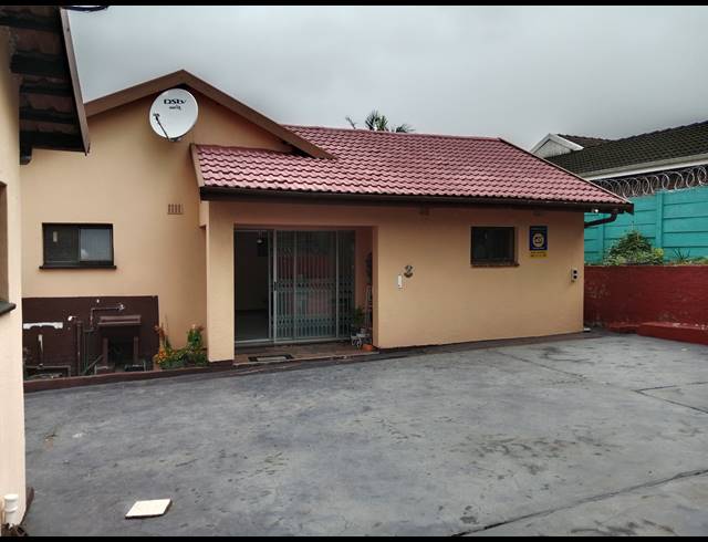 4 BEDROOM HOUSE FOR SALE IN ALLANDALE